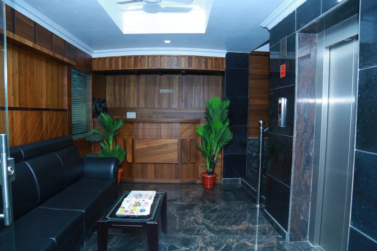 Aarya Bhavan Residency Hotel Malappuram Exterior photo