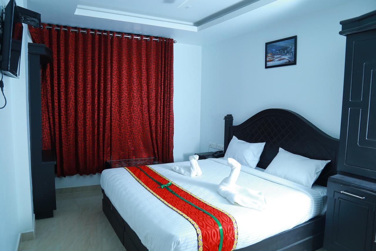 Aarya Bhavan Residency Hotel Malappuram Exterior photo